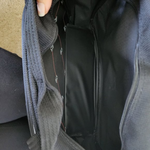 Black 4-Piece Heys Luggage - Used - Picture 12 of 12